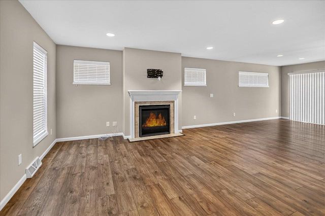 235 Blooming Leaf Way, Verona, WI 53593