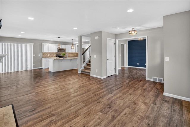 235 Blooming Leaf Way, Verona, WI 53593