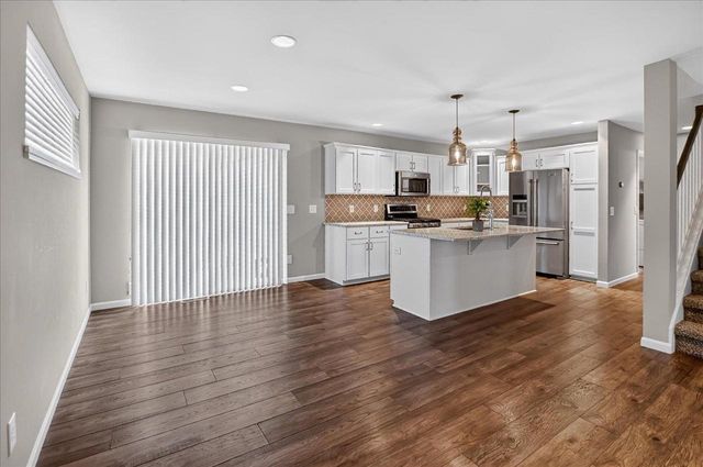 235 Blooming Leaf Way, Verona, WI 53593