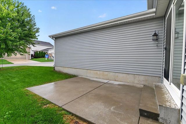235 Blooming Leaf Way, Verona, WI 53593