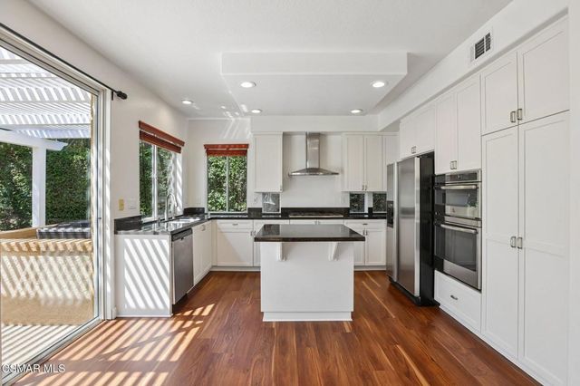 4261 Heatherdale Court, Moorpark, CA 93021