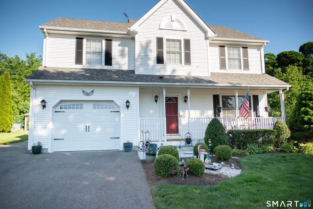 6 Vumbaco Drive, Wallingford, CT 06492