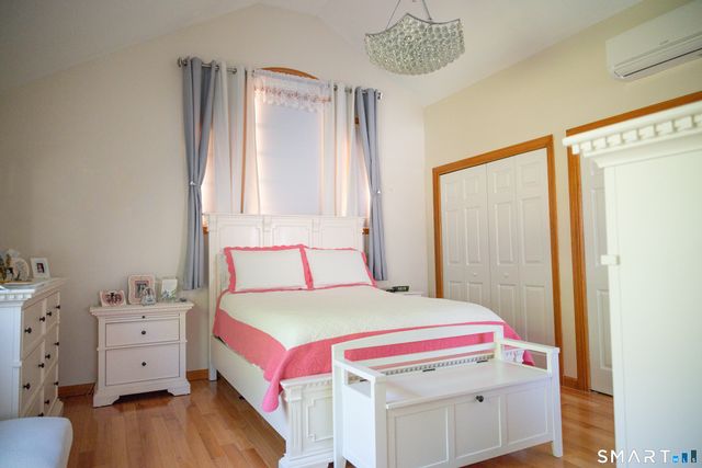 6 Vumbaco Drive, Wallingford, CT 06492