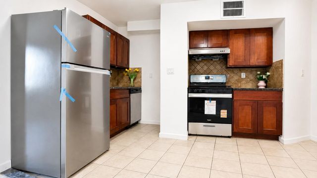 7617 46th Ave Apt 4A, New York City, NY 11373