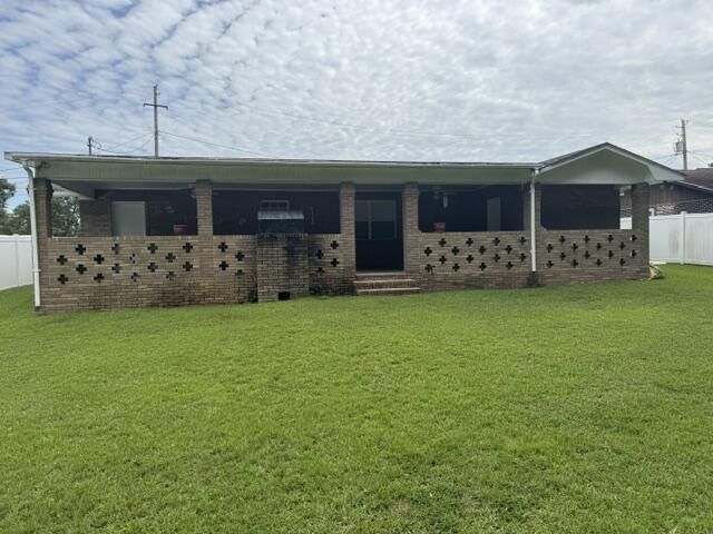 800 Moorehouse Drive, Dothan, AL 36303