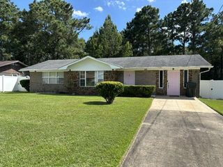 800 Moorehouse Drive, Dothan, AL 36303