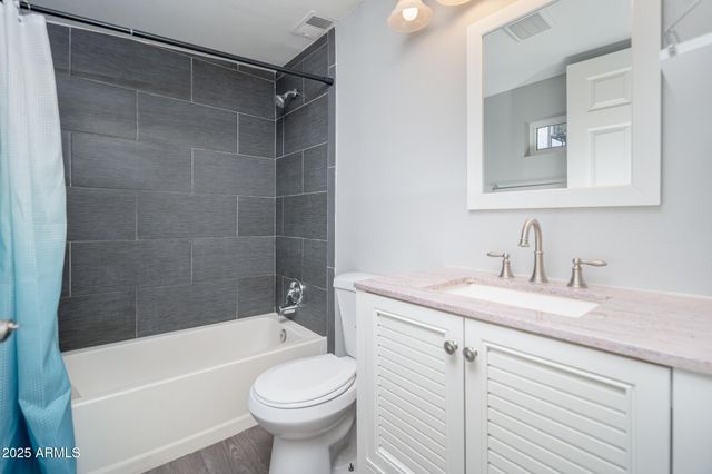 2245 E PORTLAND Street, Phoenix, AZ 85006