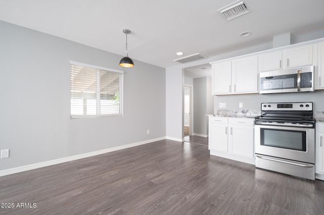 2245 E PORTLAND Street, Phoenix, AZ 85006