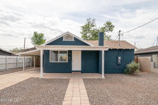 2245 E PORTLAND Street, Phoenix, AZ 85006