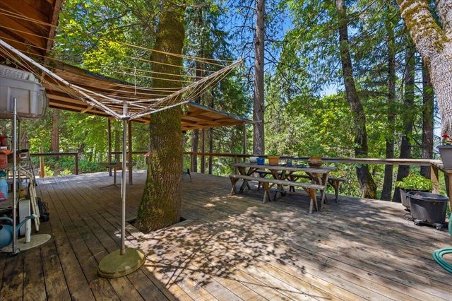 19643 Sages Rd, Nevada City, CA 95959