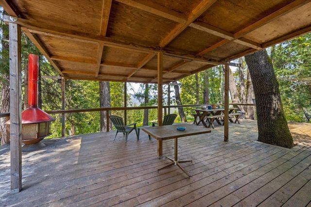 19643 Sages Rd, Nevada City, CA 95959