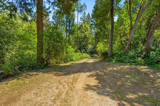 19643 Sages Rd, Nevada City, CA 95959