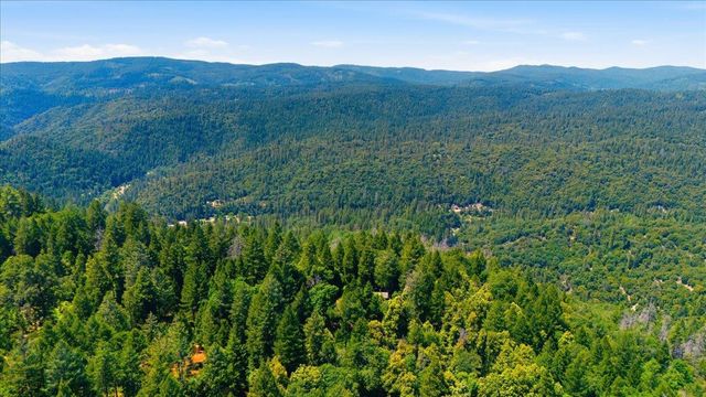 19643 Sages Rd, Nevada City, CA 95959