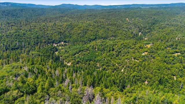 19643 Sages Rd, Nevada City, CA 95959