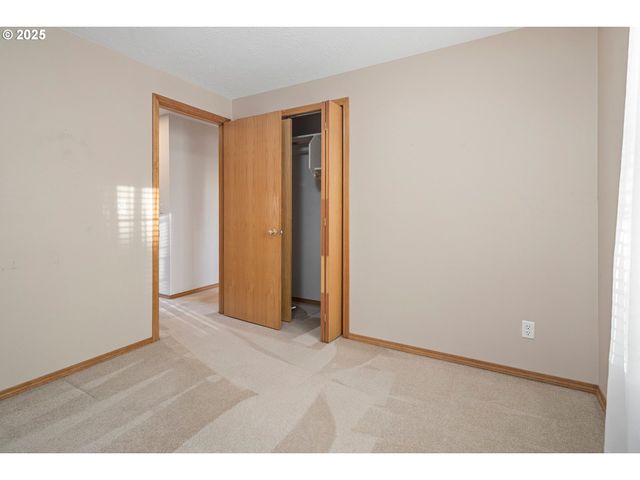 6591 KOUFAX Ln, Keizer, OR 97303