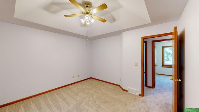 5636 N 126th Avenue, Omaha, NE 68164