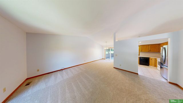 5636 N 126th Avenue, Omaha, NE 68164