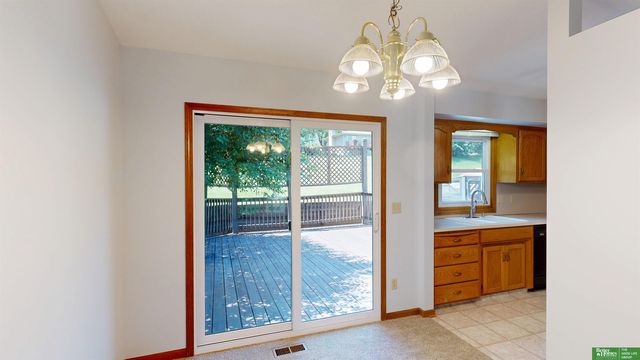 5636 N 126th Avenue, Omaha, NE 68164