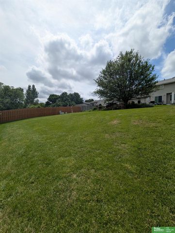 5636 N 126th Avenue, Omaha, NE 68164