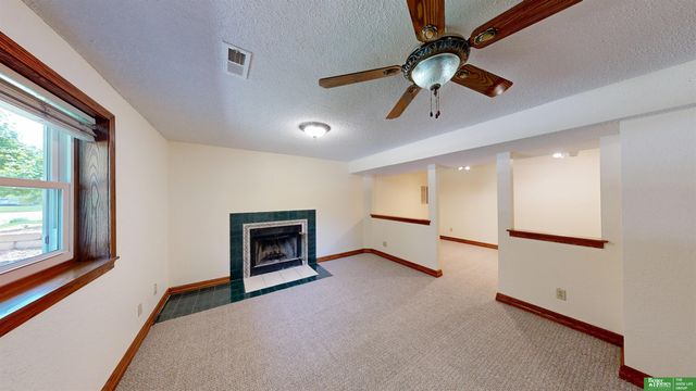 5636 N 126th Avenue, Omaha, NE 68164