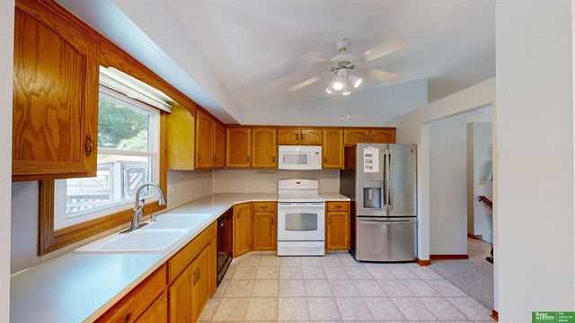 5636 N 126th Avenue, Omaha, NE 68164