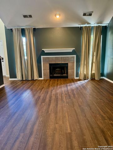 821 Dimrock, Schertz, TX 78154