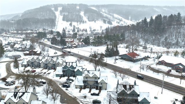 20 Wildflower, Ellicottville, NY 14731