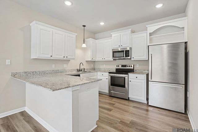 3052 S Roth Ave, Gonzales, LA 70737