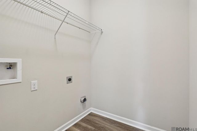 3052 S Roth Ave, Gonzales, LA 70737