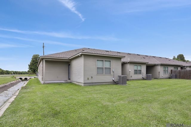 3052 S Roth Ave, Gonzales, LA 70737