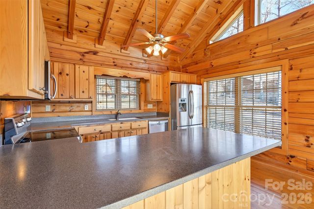 28 Outback Trail, Nebo, NC 28761