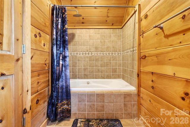 28 Outback Trail, Nebo, NC 28761