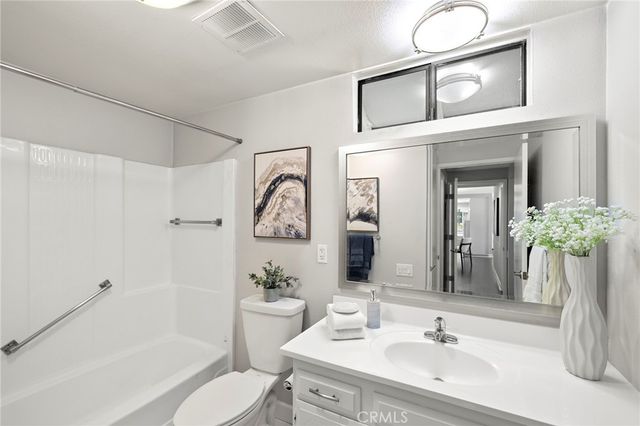 3167 Via Vista P, Laguna Woods, CA 92637