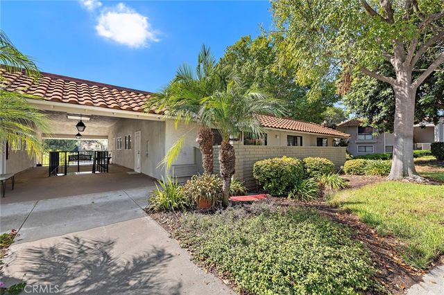 3167 Via Vista P, Laguna Woods, CA 92637