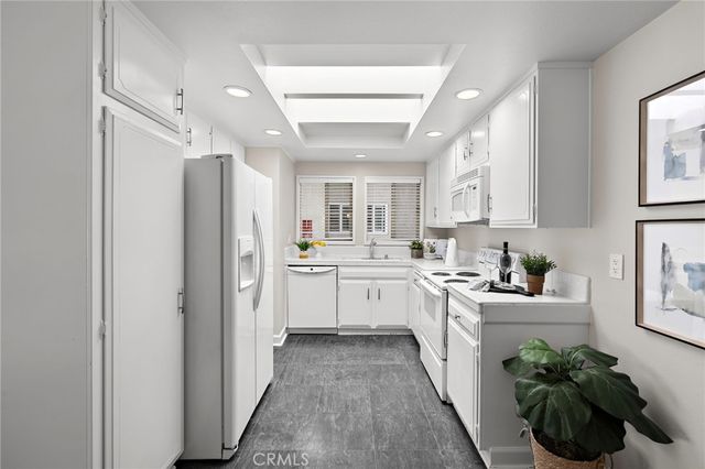 3167 Via Vista P, Laguna Woods, CA 92637