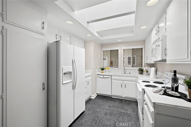 3167 Via Vista P, Laguna Woods, CA 92637