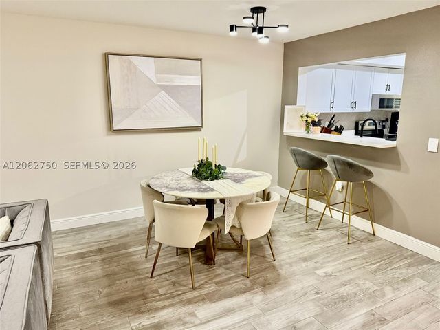 300 Promenade Dr 105, Other, FL 34698