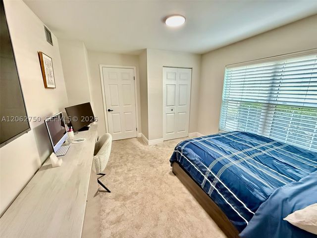 300 Promenade Dr 105, Other, FL 34698
