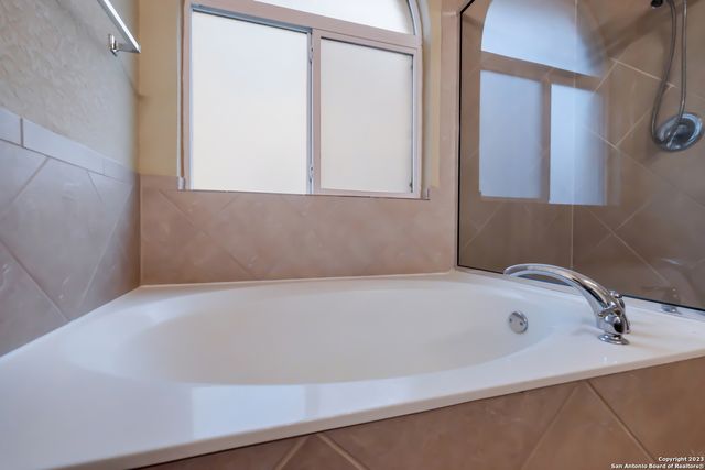 23211 Cardigan Chase, San Antonio, TX 78260