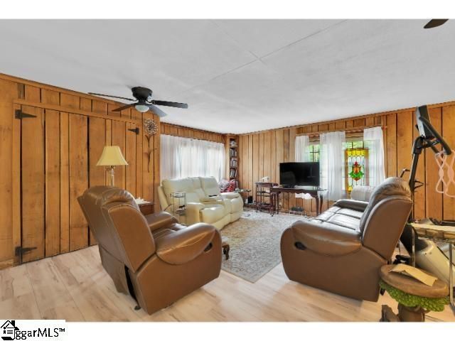 117 Martin Lane, Cowpens, SC 29330