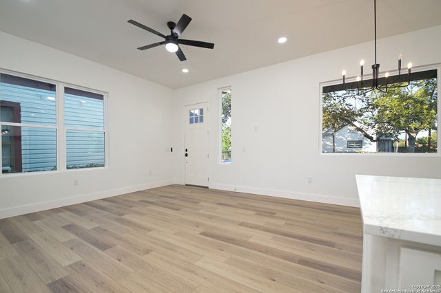 1448 Montana, San Antonio, TX 78203