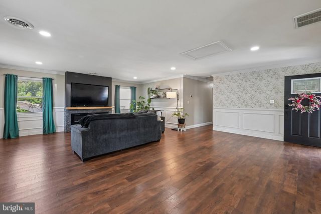 14 POTTER LN, Willingboro, NJ 08046