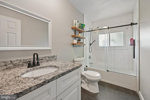 14 POTTER LN, Willingboro, NJ 08046