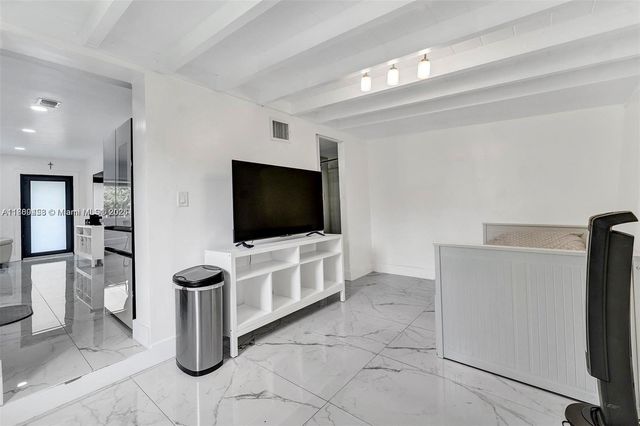 2730 NE 16th Ave 2730, Pompano Beach, FL 33064
