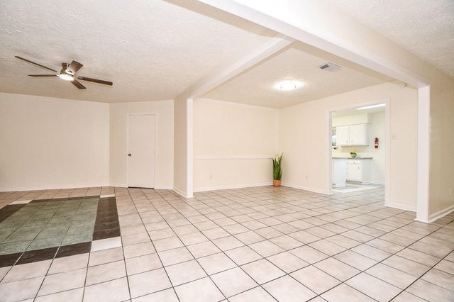 16823 Cobble Ridge Drive, Sugar Land, TX 77498