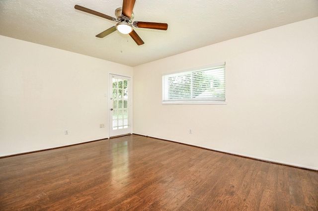 16823 Cobble Ridge Drive, Sugar Land, TX 77498