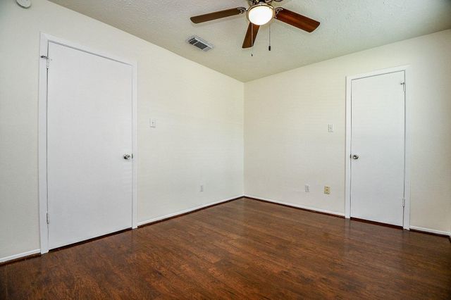 16823 Cobble Ridge Drive, Sugar Land, TX 77498