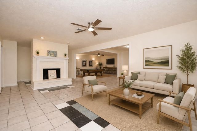 16823 Cobble Ridge Drive, Sugar Land, TX 77498