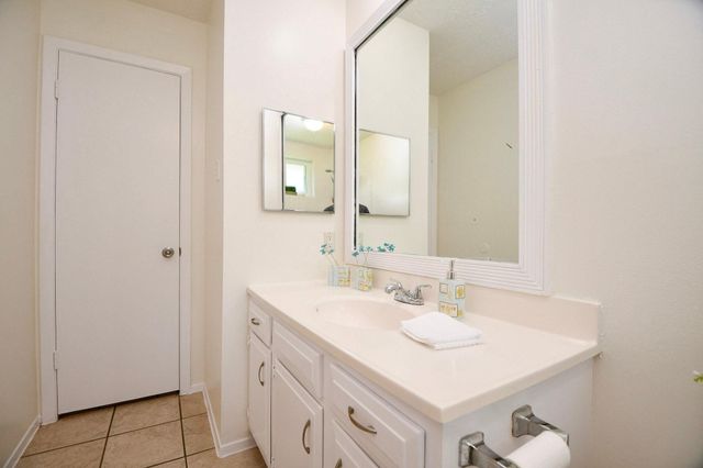 16823 Cobble Ridge Drive, Sugar Land, TX 77498