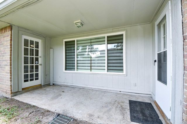 16823 Cobble Ridge Drive, Sugar Land, TX 77498